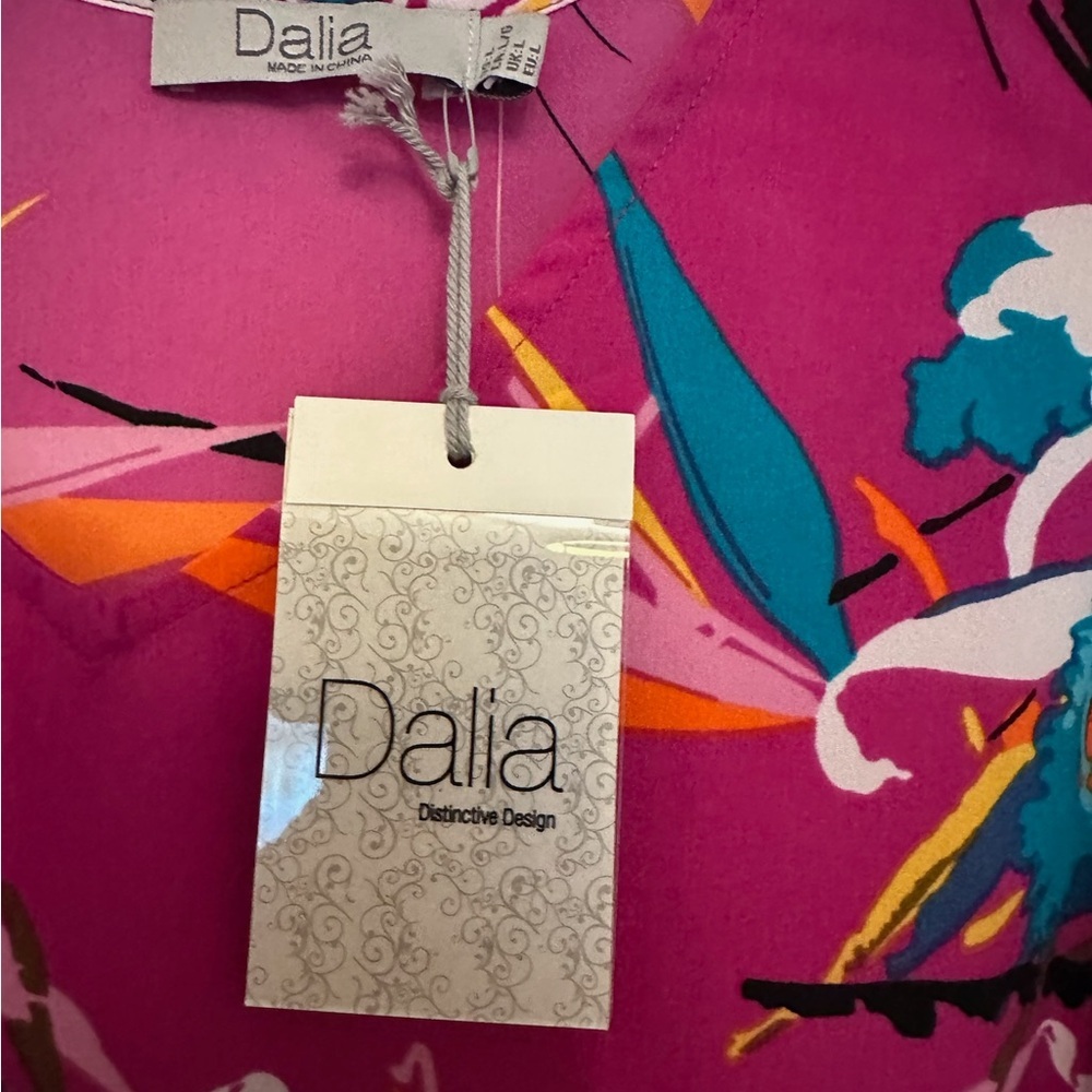 NEW Dalia V-Neck Floral Tropical Sleeveless Camisole Tank Women’s Size Large - Picture 4 of 6